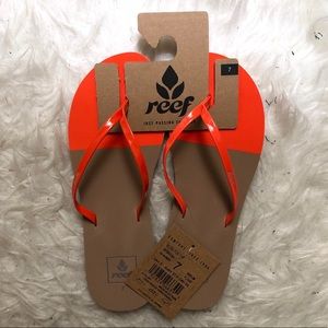 NWT Reef Flip Flops